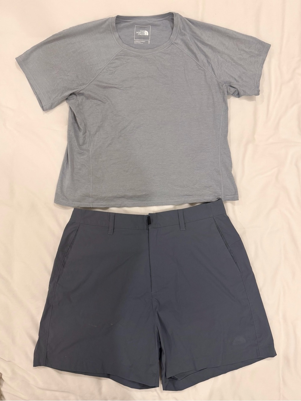 The North Face t-shirt & shorts set (grandeur/size M/10)